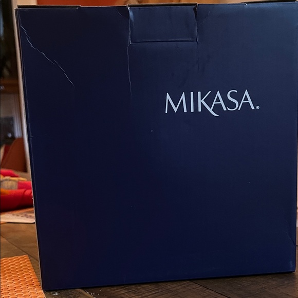 Mikasa Cheers Selections Dotted Glass Set
